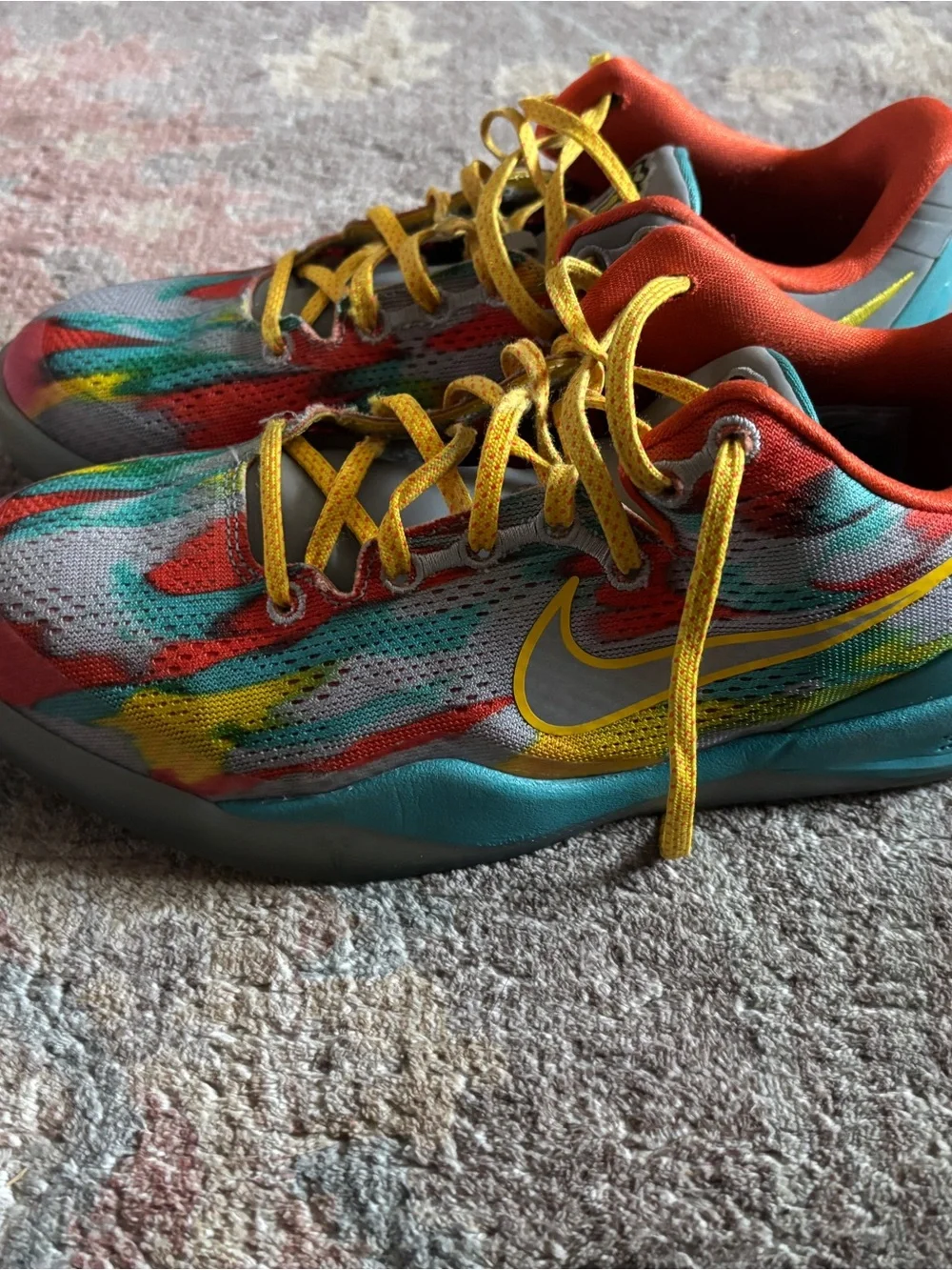 Nike colorful knit